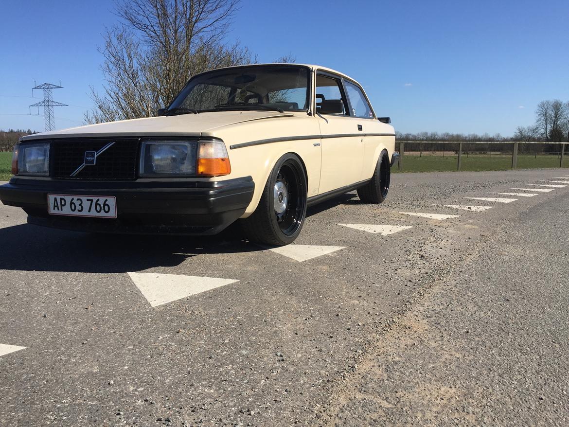 Volvo 242 t5 billede 1