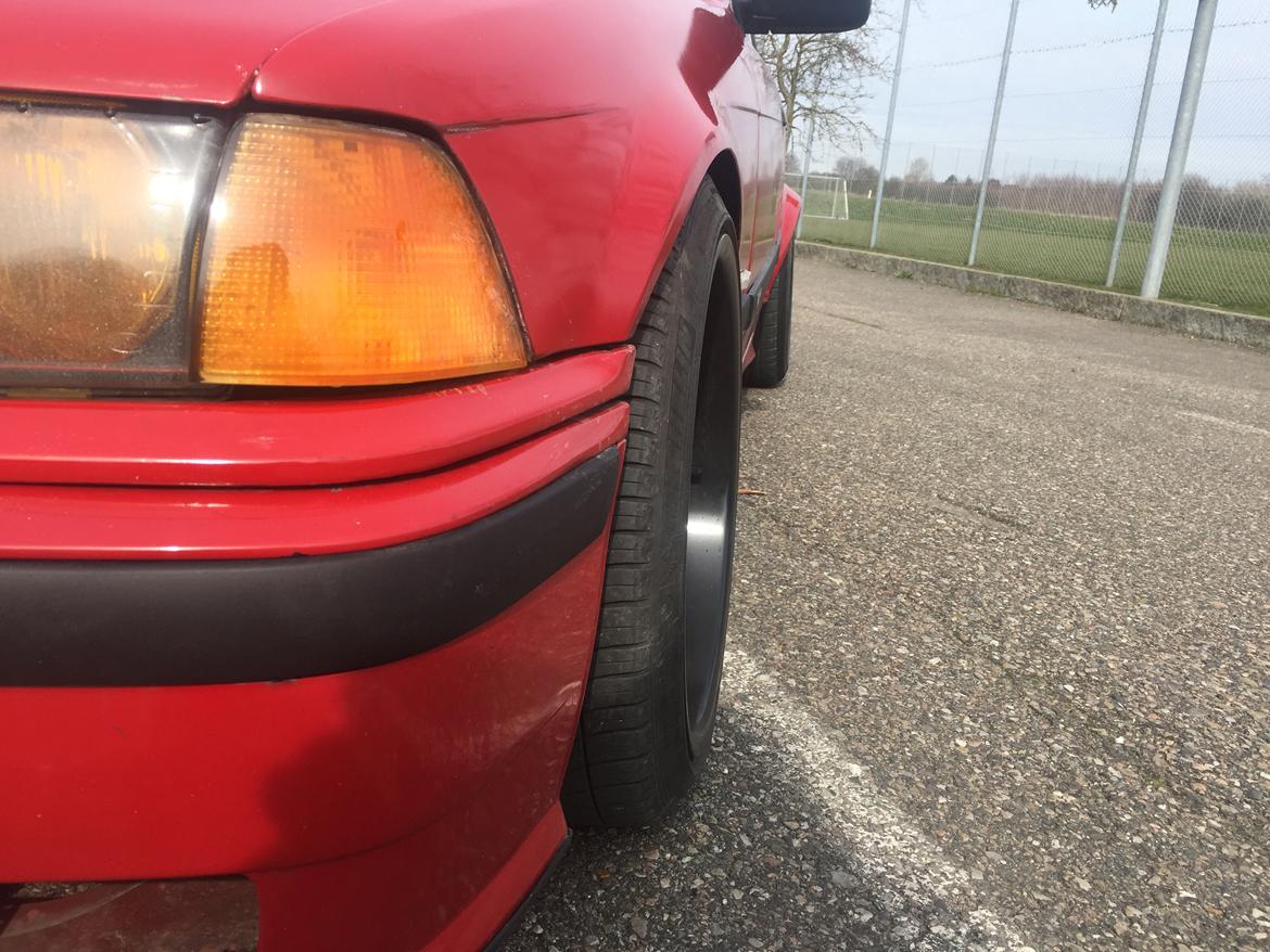 BMW E36 sedan billede 5