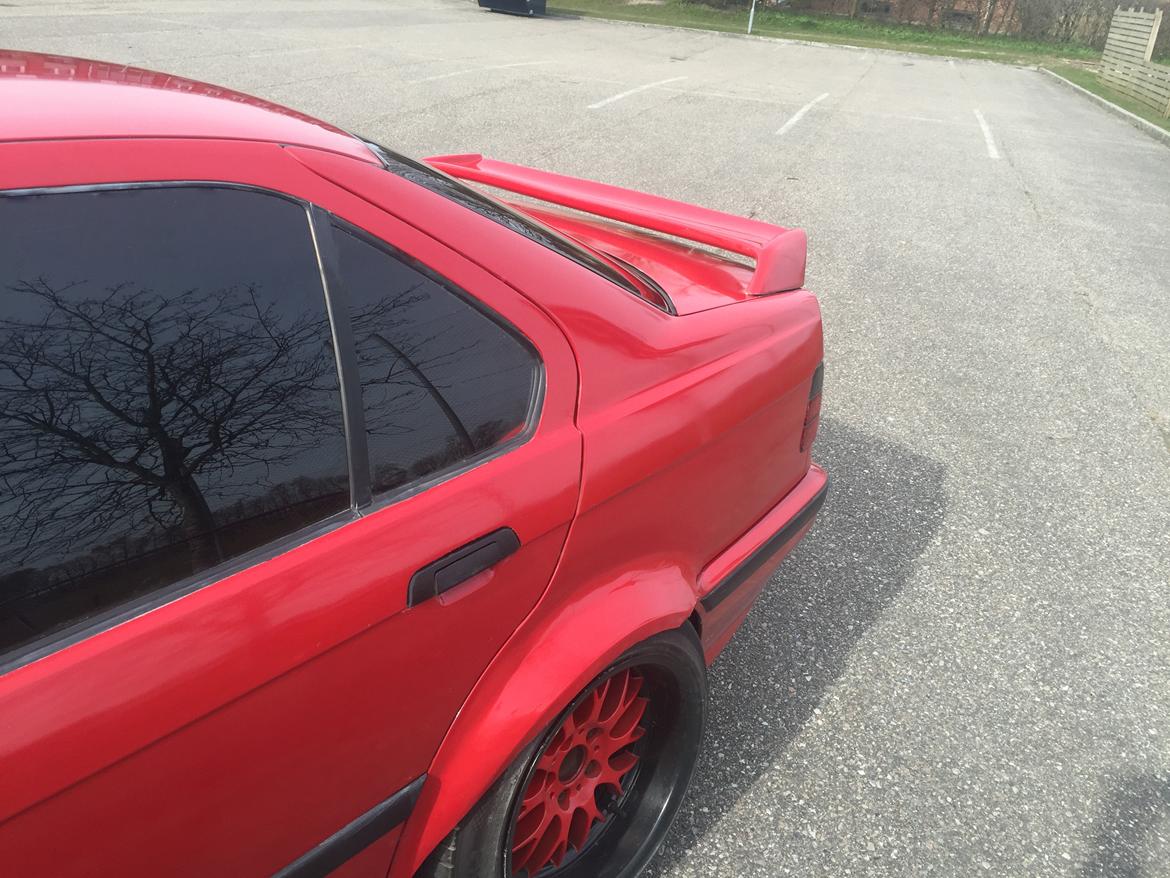 BMW E36 sedan billede 8