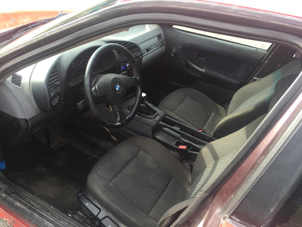 BMW E36 sedan billede 14