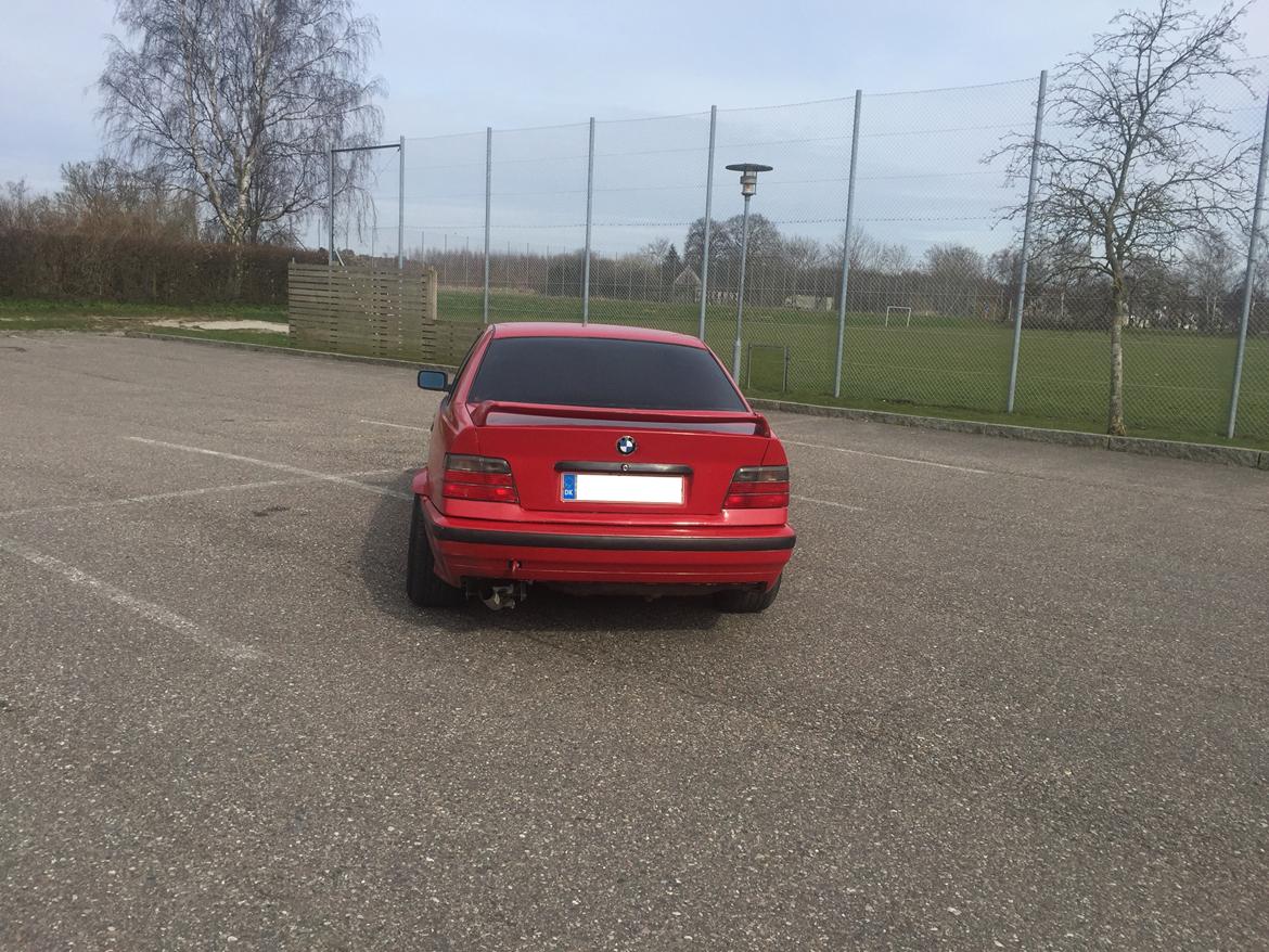 BMW E36 sedan billede 17