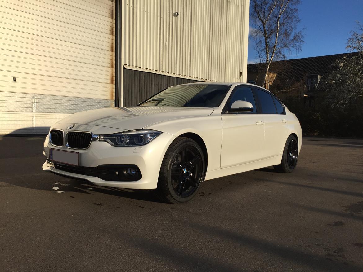 BMW 320d Aut (F30) billede 1