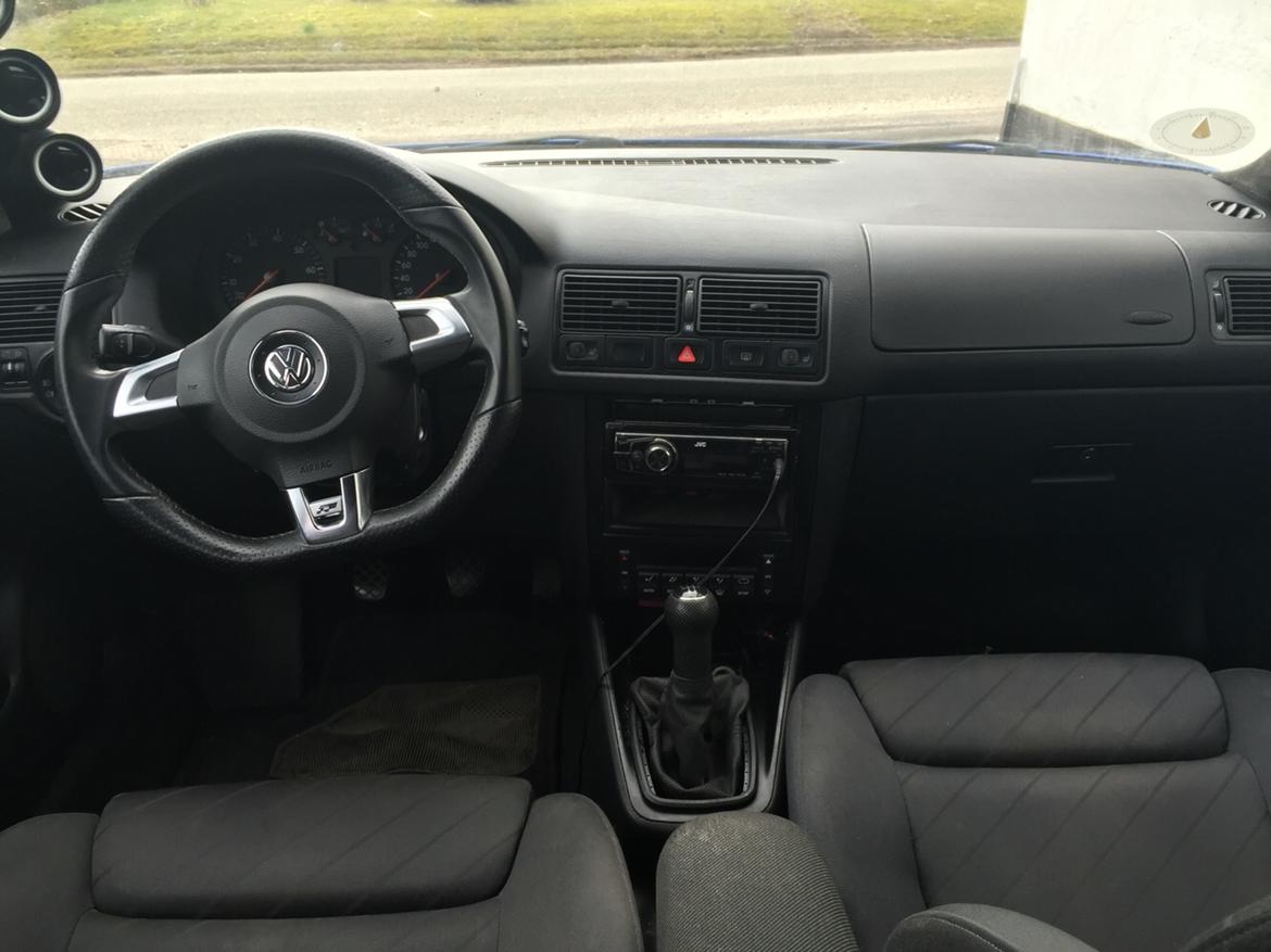 VW Golf 4 (SOLGT) billede 2
