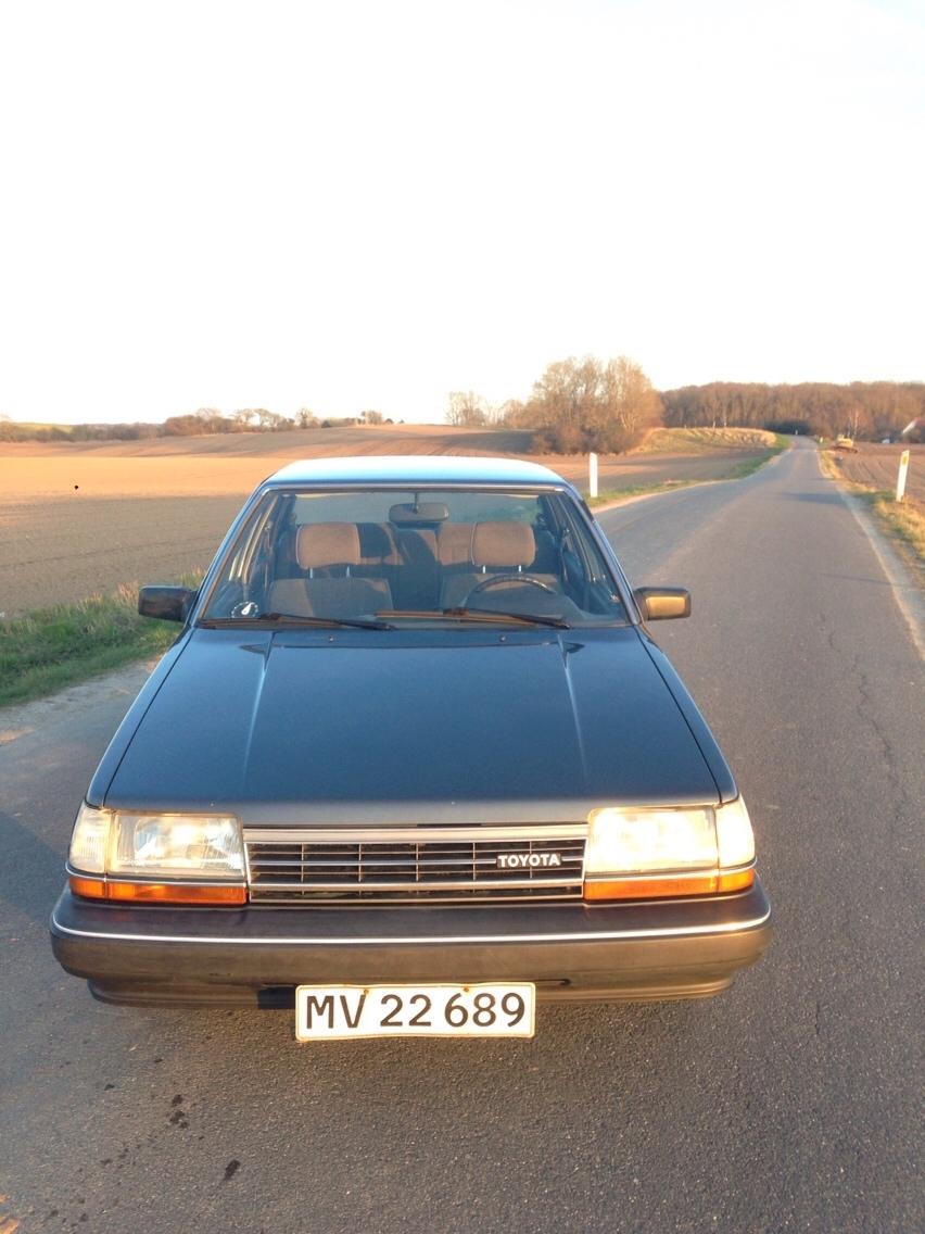 Toyota Carina billede 2