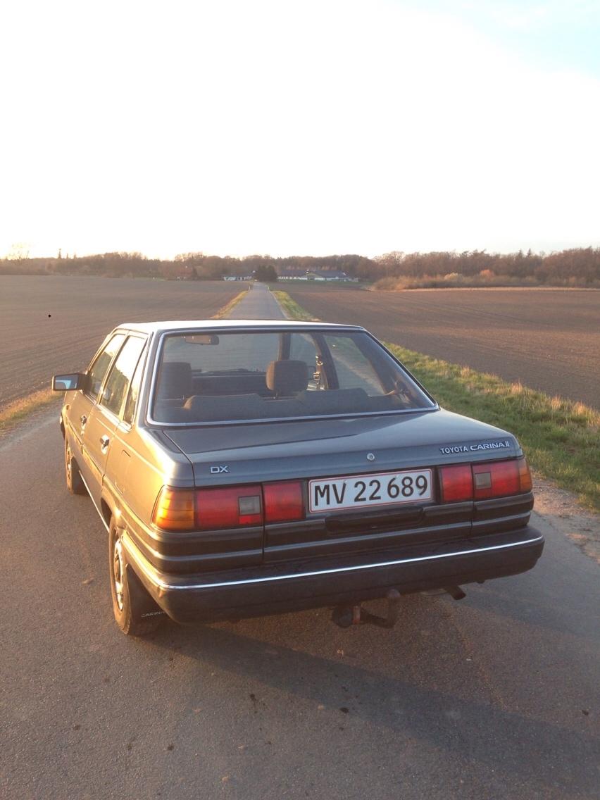 Toyota carina 1986