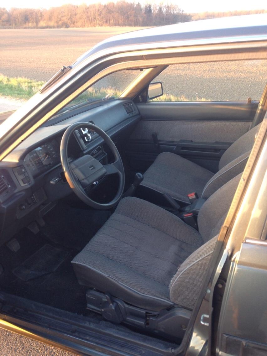 Toyota Carina billede 9