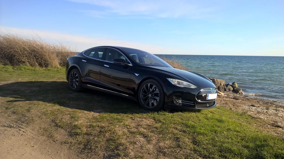 Tesla Model S 70D billede 2