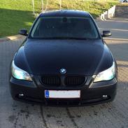 BMW 520I