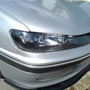 Peugeot 406 3,0 V6 TS6 -- med ANGEL EYES
