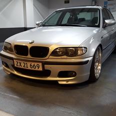 BMW E46 325i Facelift