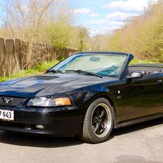 Ford Mustang GT 4.6 V8