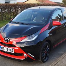 Toyota Aygo X-Black
