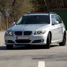 BMW 335d Touring