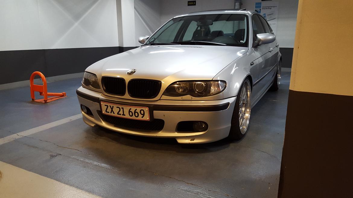 BMW E46 325i Facelift (Solgt) billede 1