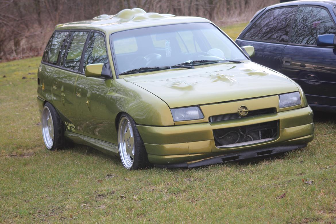 Opel Astra 2.0 16v Caravan C20let "200ts" Showcar billede 6