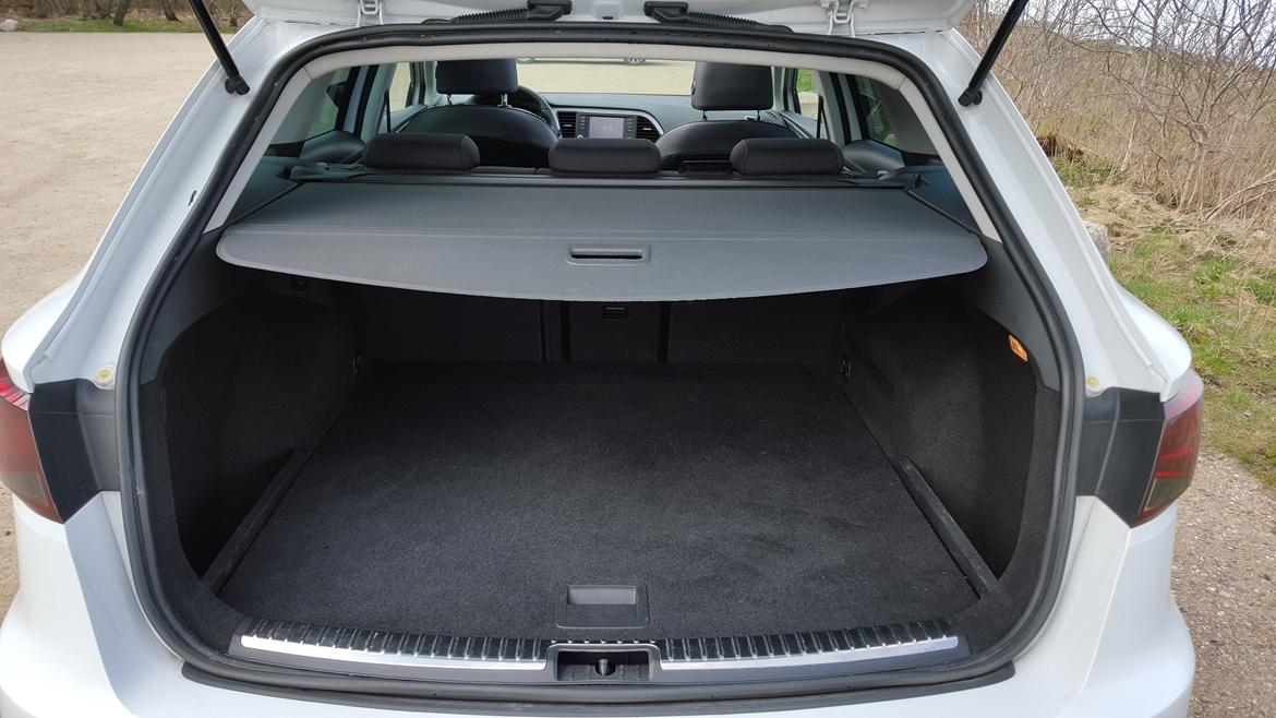 Seat Leon ST FR - Med et snuptag går bagagerummet fra 587 liter til... billede 8