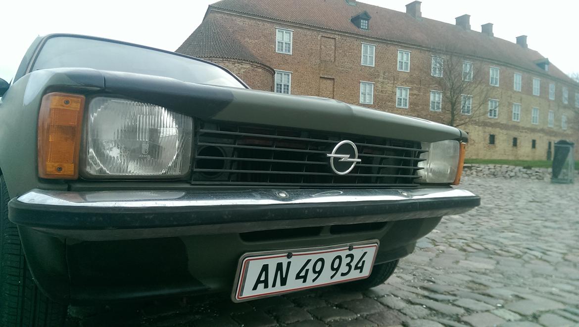 Opel Kadett C 1200s  #Army'style billede 14