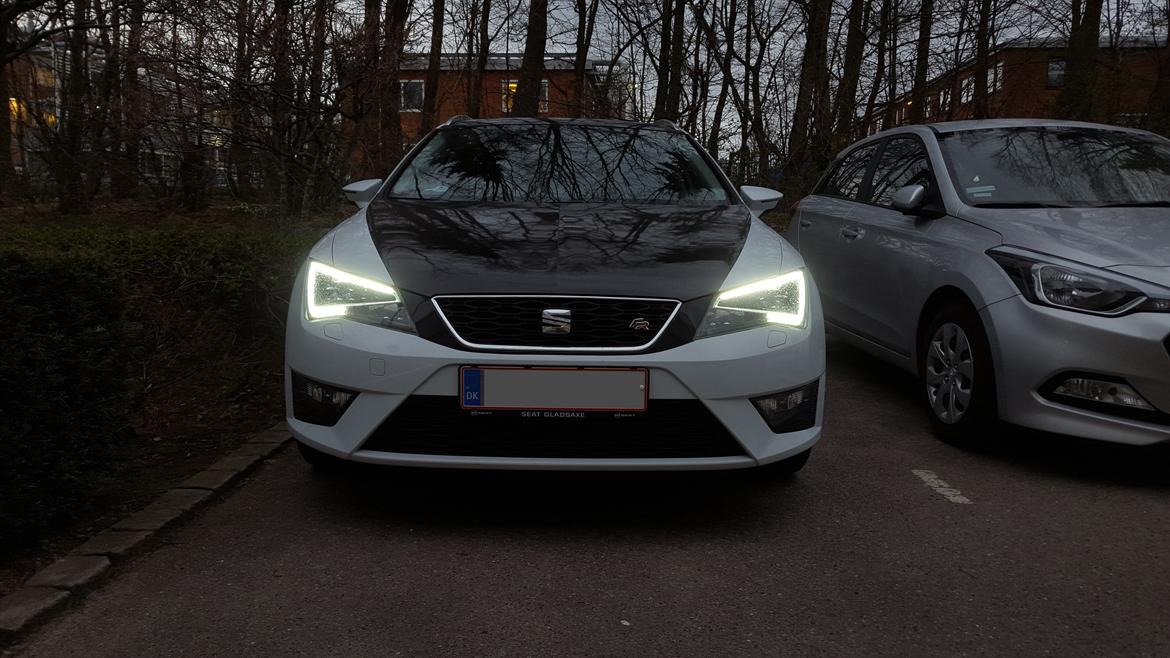 Seat Leon ST FR - Fuld LED-forlygter som lyser meget effektivt op i mørke. billede 13