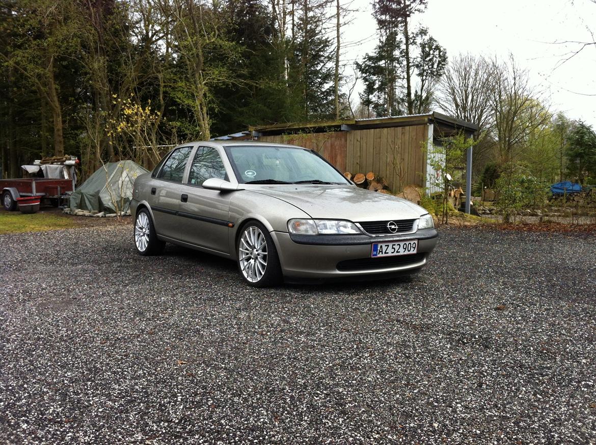 Opel vectra b billede 1