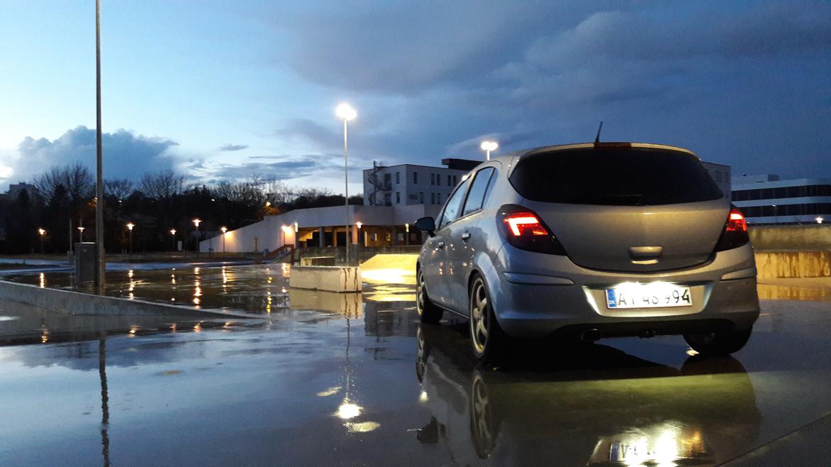 Opel Corsa D Twinport Cosmo billede 1