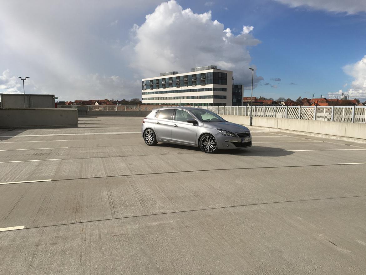 Peugeot 308 1.6 BlueHDI Style billede 14