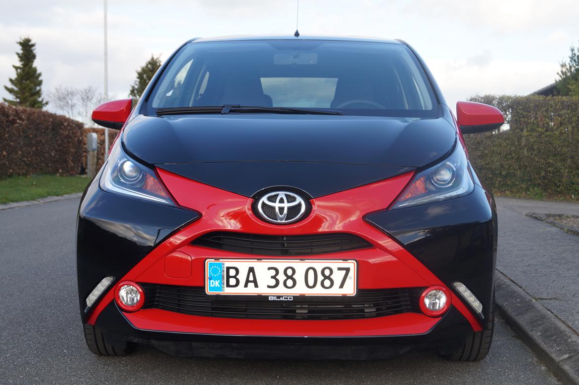 Toyota Aygo X-Black billede 2