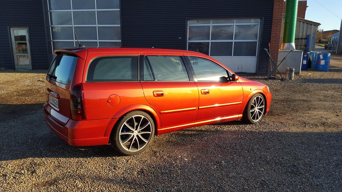 Opel Astra caravan opc billede 3