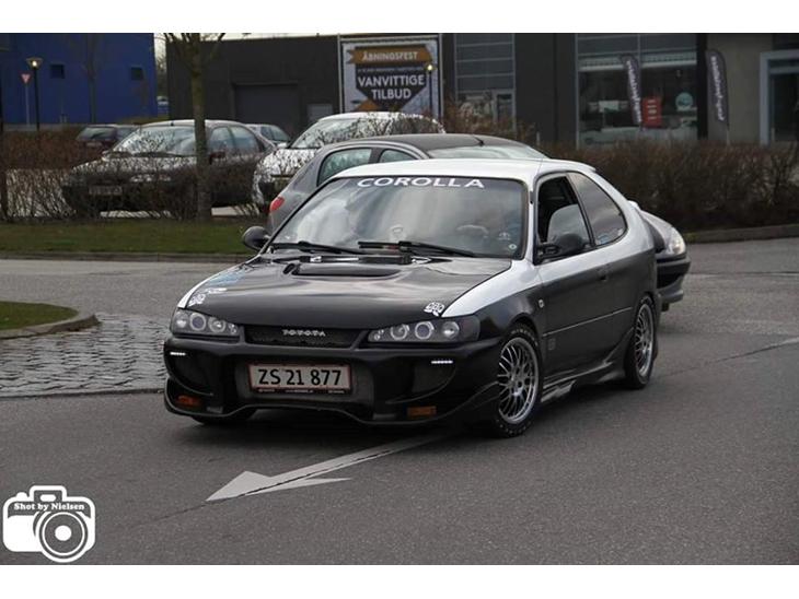 Toyota Toyota Corolla E10 billede 1