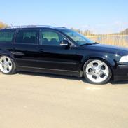 VW Passat 3BG