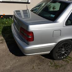 Volvo S70 T5 R-design 