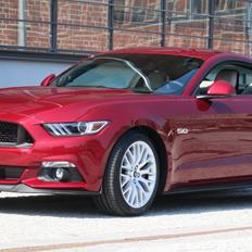 Ford Mustang Fastback GT