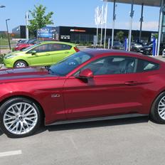 Ford Mustang Fastback GT