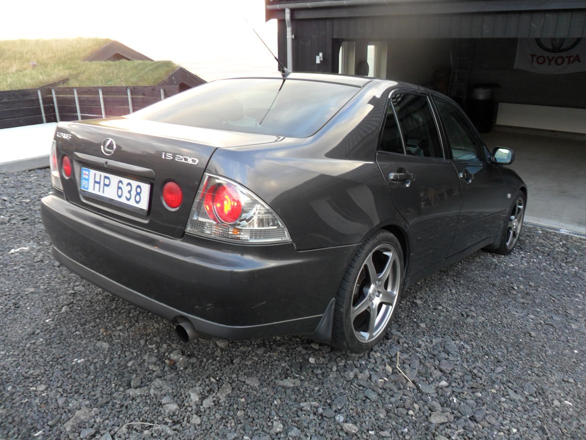 Lexus IS200 billede 4