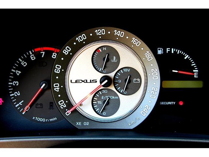 Lexus IS200 billede 8