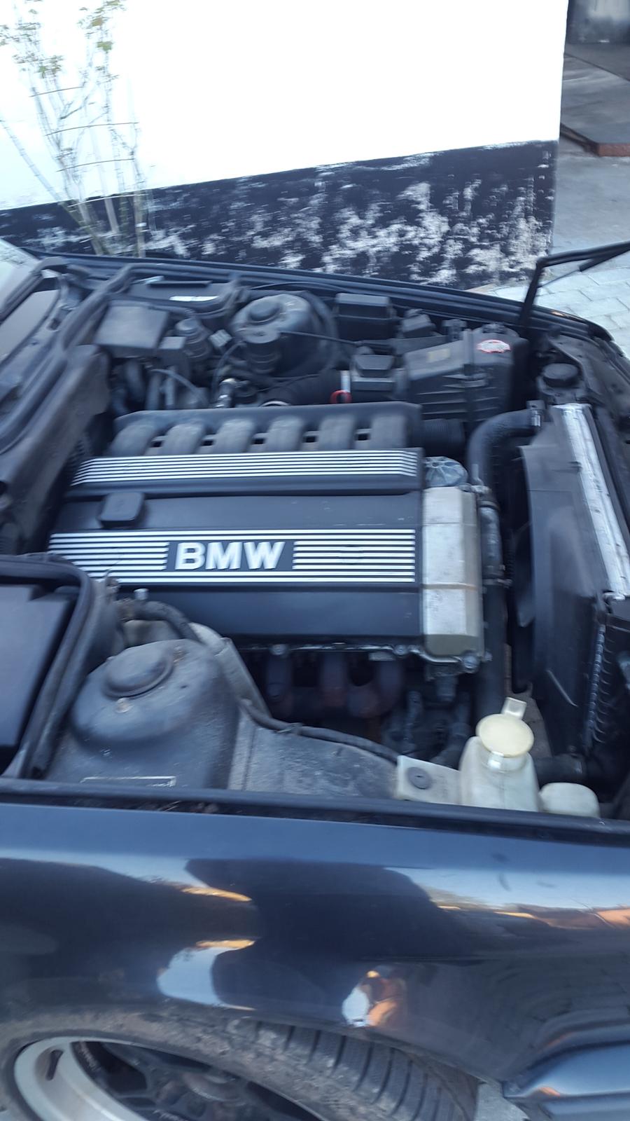 BMW e34 525i touring billede 10