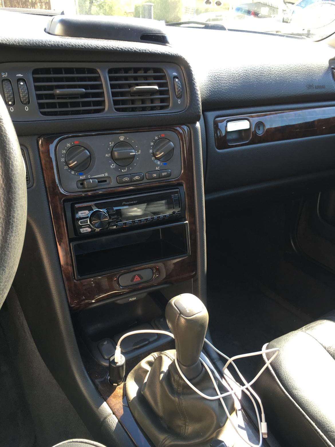 Volvo S70 T5 R-design  billede 8