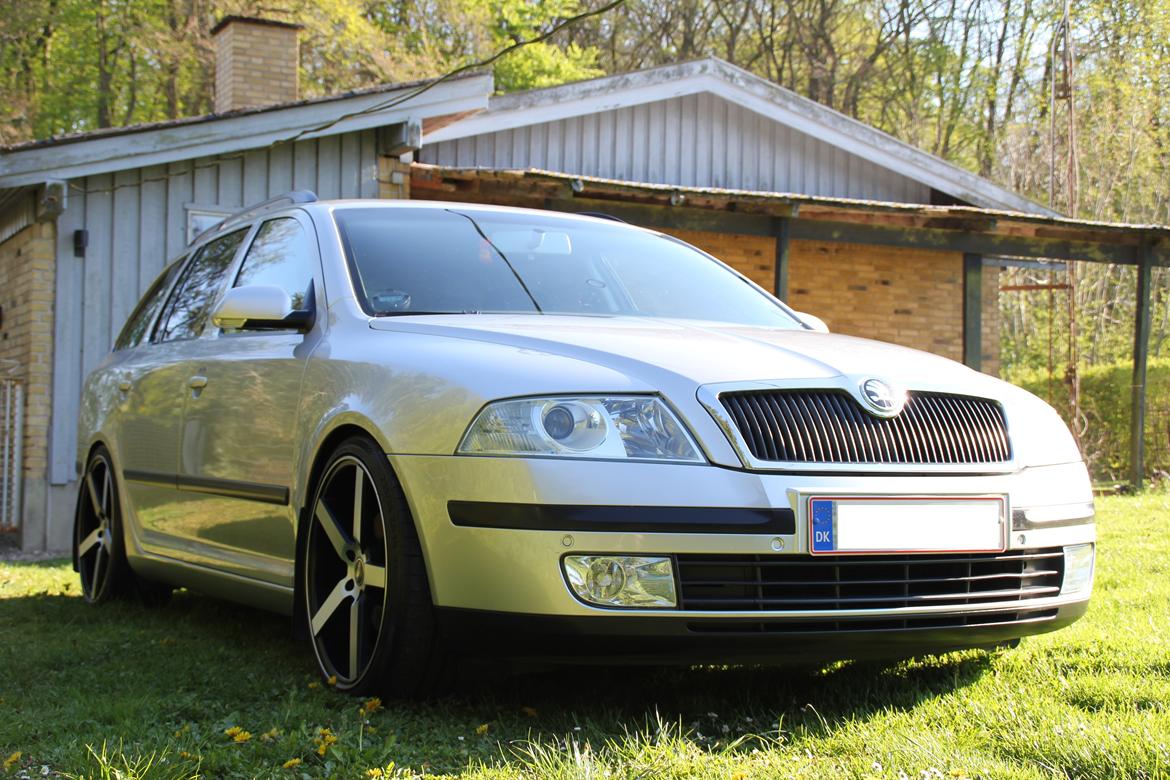 Skoda Octavia 2.0TDI DSG Elegance Combi (SOLGT) billede 4