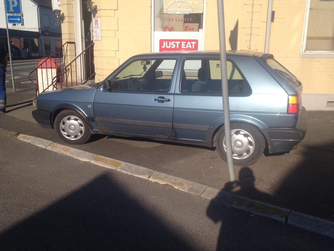 VW Golf 2 1,8 CL auto  billede 1
