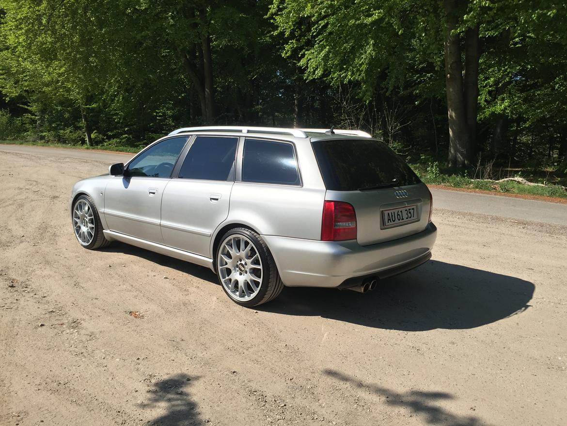 Audi A4 1,8 Turbo Quattro billede 7