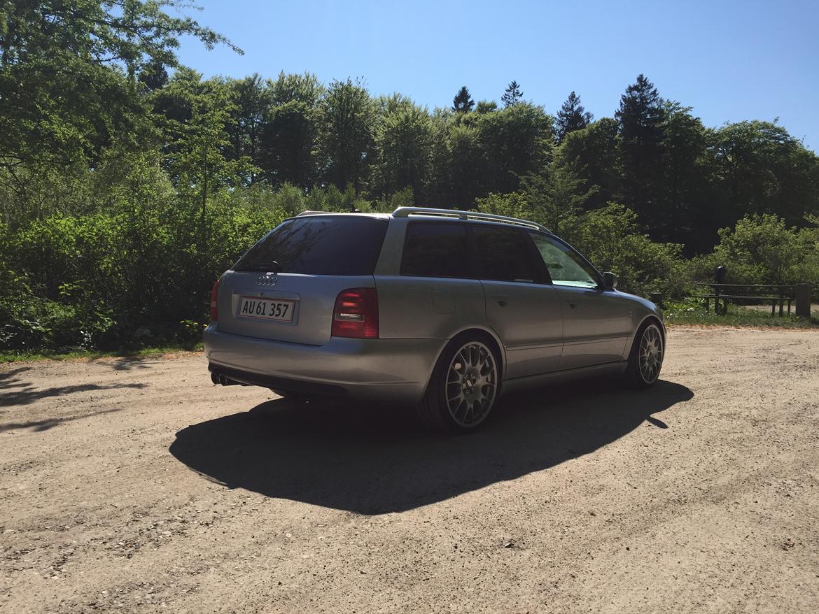 Audi A4 1,8 Turbo Quattro billede 9
