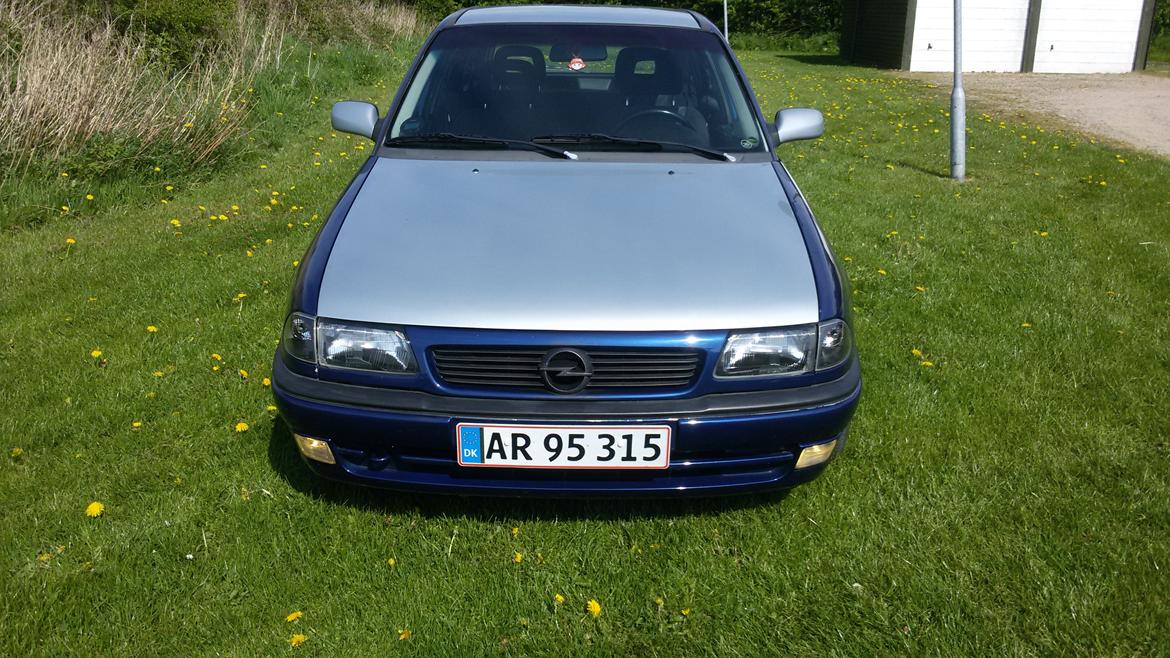 Opel Astra F 5 d Club  billede 3