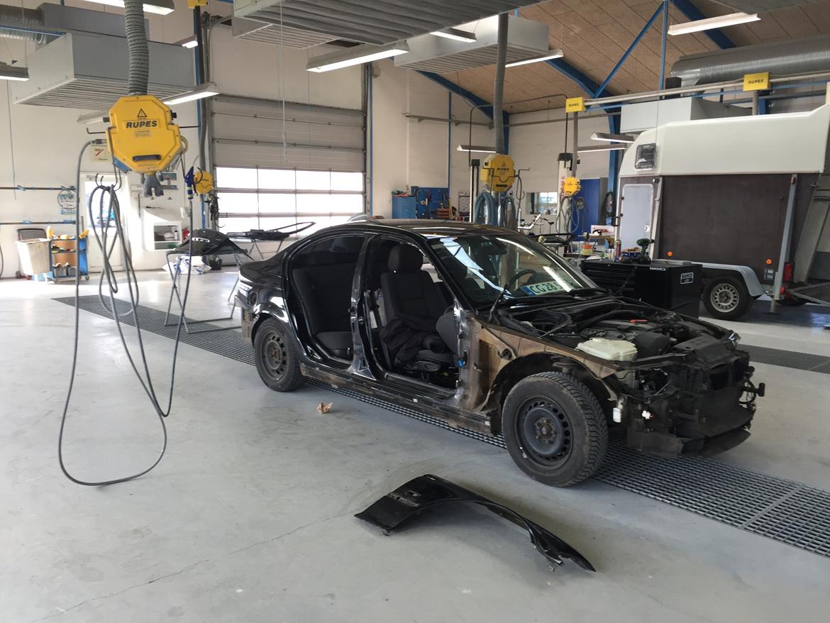 BMW E46  sedan 4 dørs  billede 11