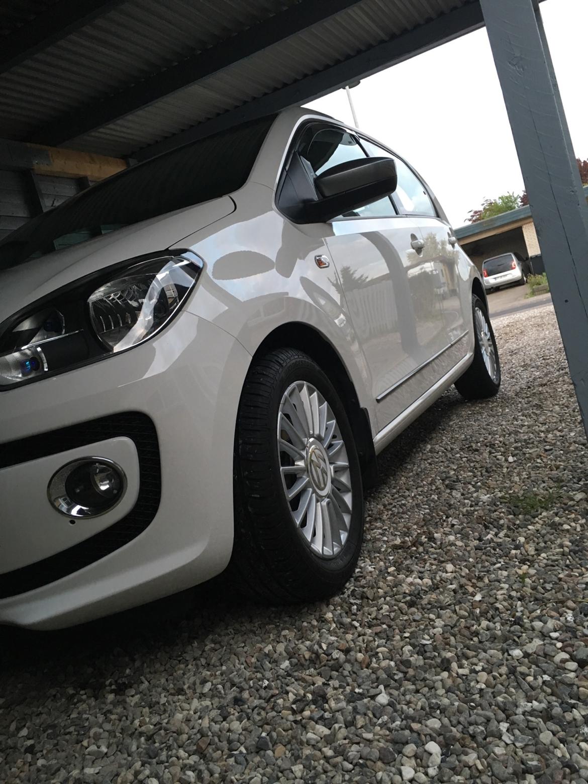 VW Cheer UP! billede 1