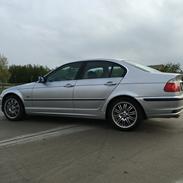 BMW E46 320i