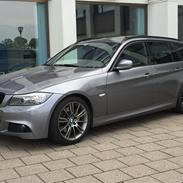 BMW 325d T-MSport Solgt