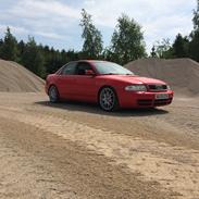 Audi A4 1.8 T quattro