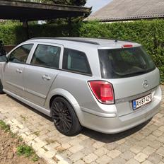 Opel Astra H 1,6 twinport wagon (SOLGT)