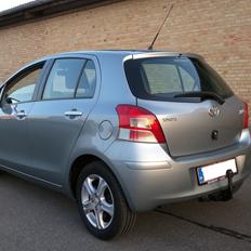 Toyota Yaris 1,3 T2 M/M 5d ** SOLGT ** 