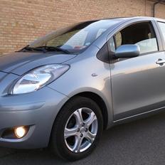 Toyota Yaris 1,3 T2 M/M 5d ** SOLGT ** 