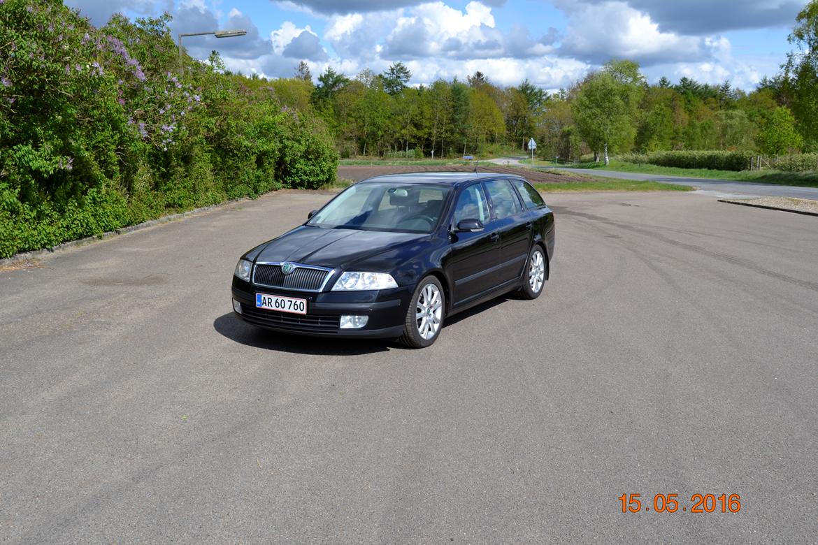 Skoda Octavica 2.0 TDI Combi SOLGT billede 14